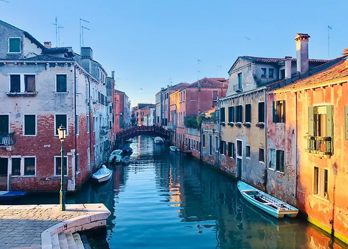 Venice Romantic Home